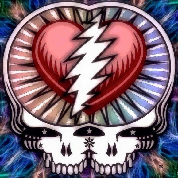 (~);-} Meet Your 5⭐️ Posh Ambassador, Brooke - Picture 6 of 17